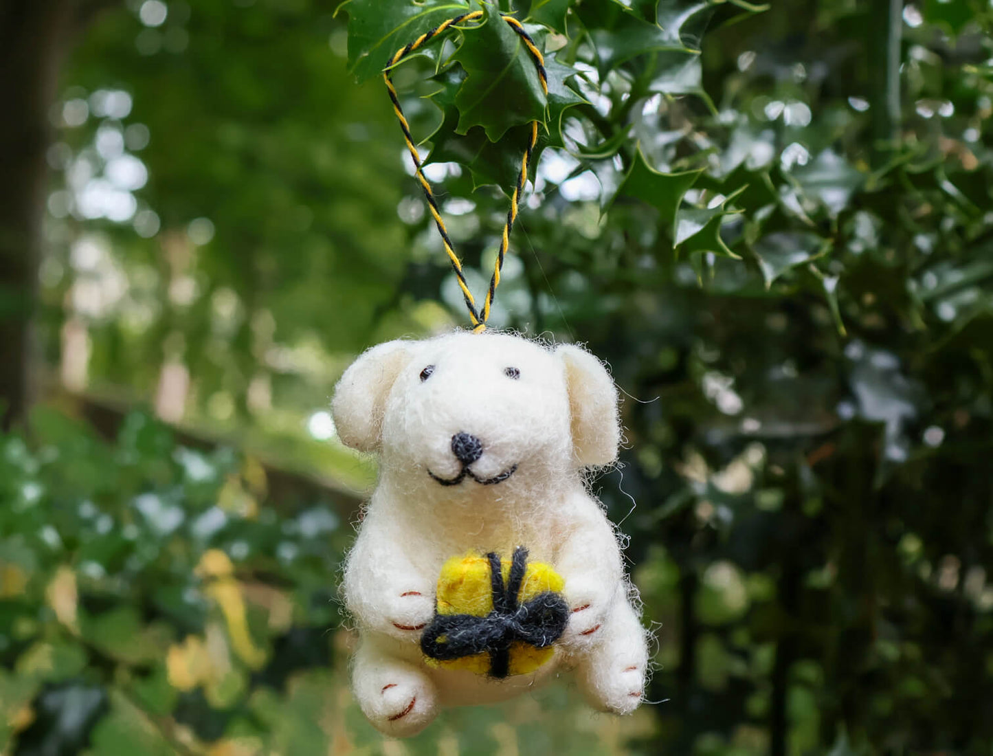 Bear with Gift Decoration