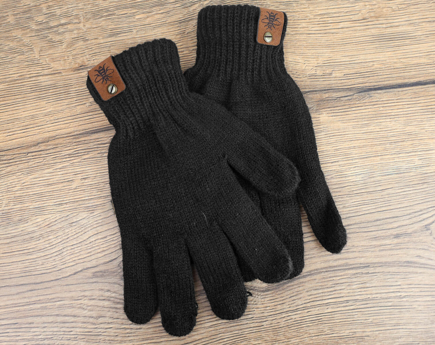 Large Manchester Bee Tag Black Gloves • The Manchester Shop