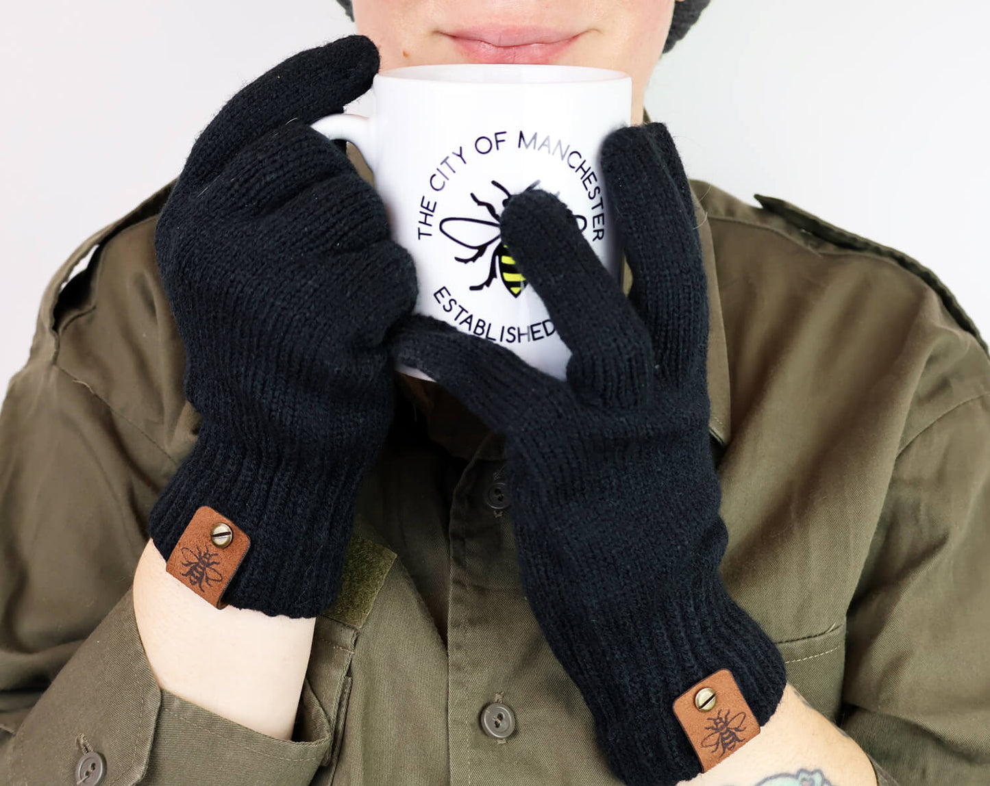 Large Manchester Bee Tag Black Gloves • The Manchester Shop